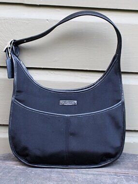 Coach Vintage - Ergo Neo Pocket Zip in Black with Nickel Hardware, Mexico 1998